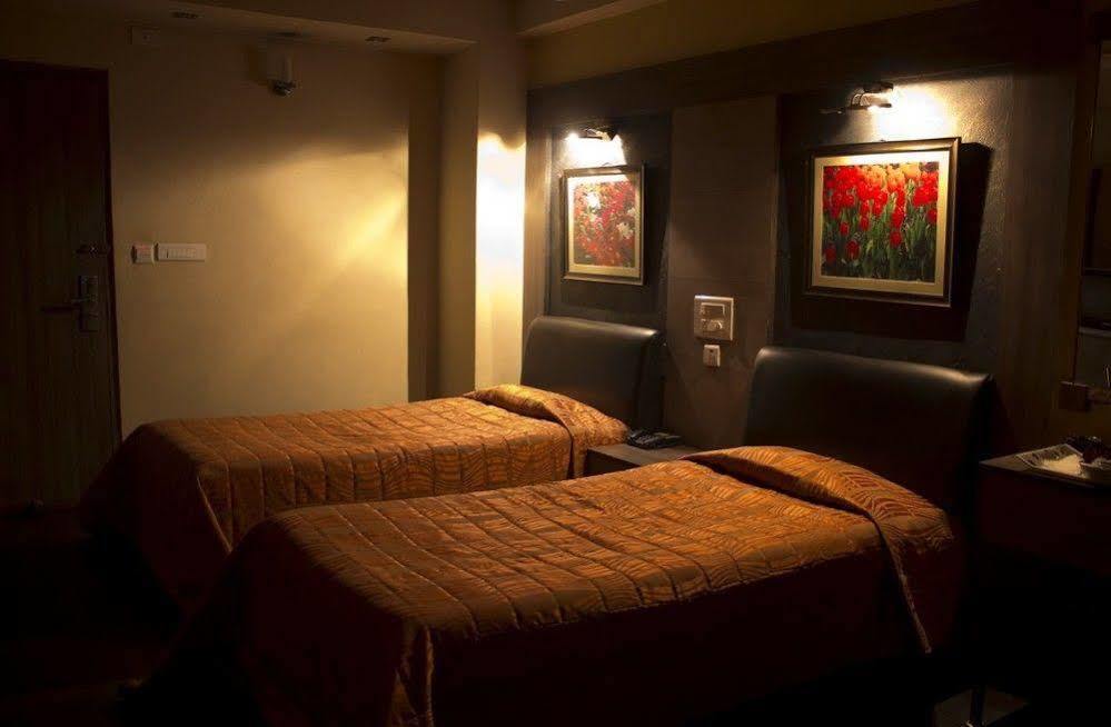Hotel Majestic Shillong Exterior foto